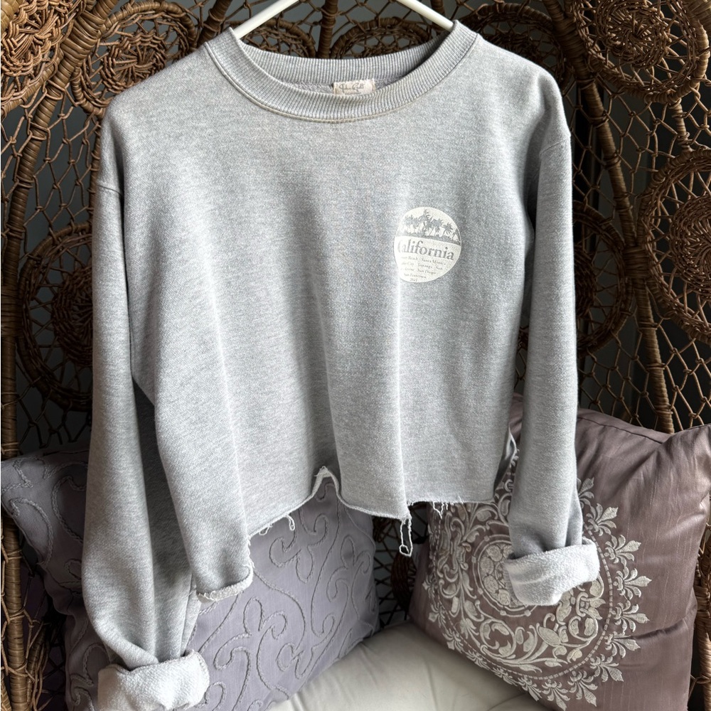 Brandy Melville California Cropped Crewneck